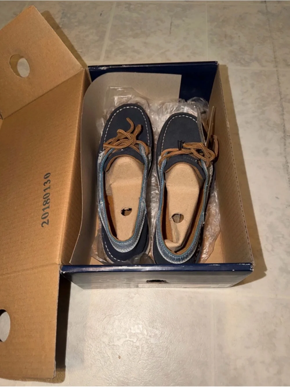Ariat Women’s Navy and Tan Moccasin Boat Shoes NWT
